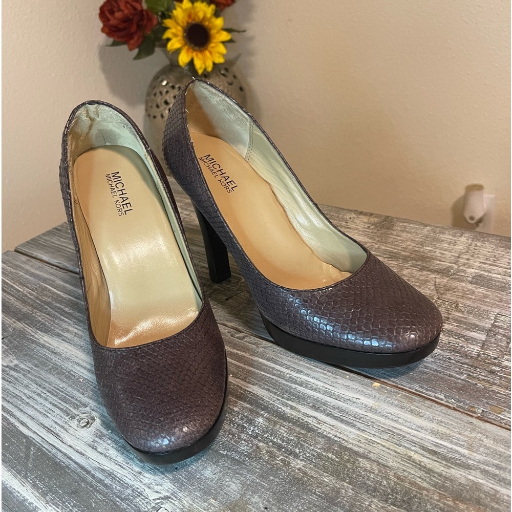 Michael Kors Brown Pumps